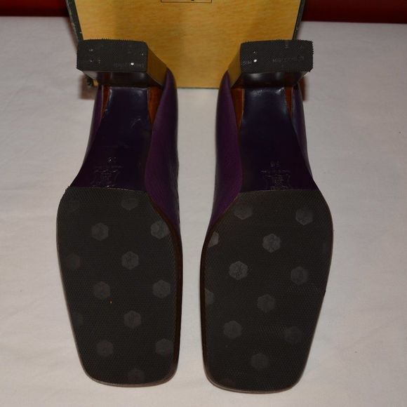 Fendi Vintage Purple Leather Block Heel Pumps – Square Toe - Picture 10 of 14
